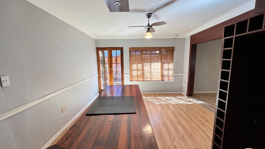 3 Bedroom Property for Sale in Langenhovenpark Free State